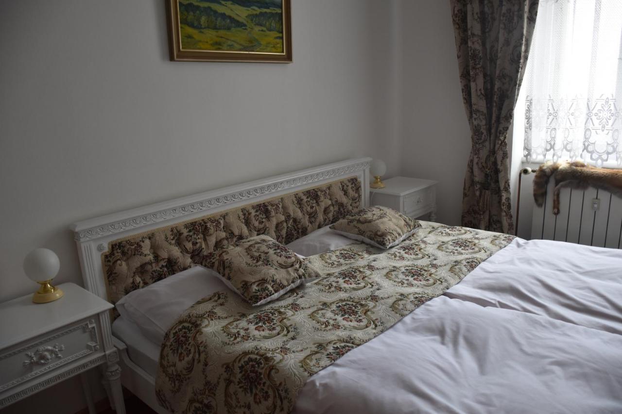 Lovecky Apartman Na Namesti Ve Frenstate Pod Radhostem Frenstat pod Radhostem Exterior photo